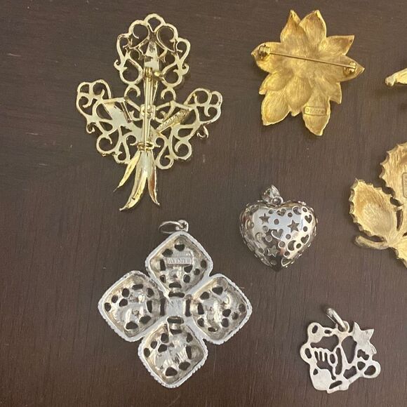 Brooch Pin Pendant Fashion Jewelry Bundle Lot of 10 - Picture 3 of 6